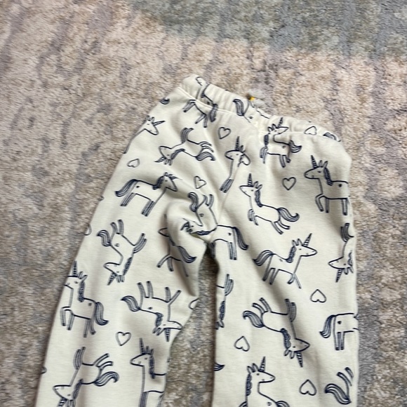 Unicorn 🦄 jogging pants 5T - Picture 7 of 7